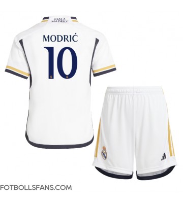 Real Madrid Luka Modric #10 Replika Hemmatröja Barn 2023-24 Kortärmad (+ Korta byxor)